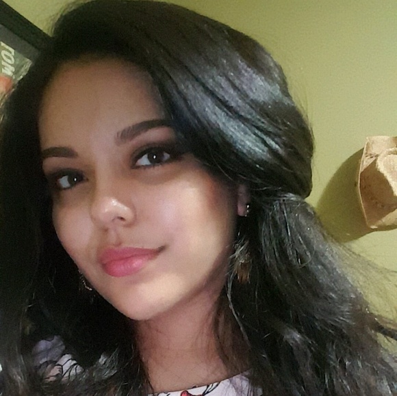 Meet your Posher, Rosa - Picture 1 of 1